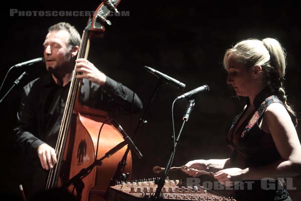 AND ALSO THE TREES - 2009-10-30 - PARIS - Cafe de la Danse - Emer Brizzolara - Ian Jenkins